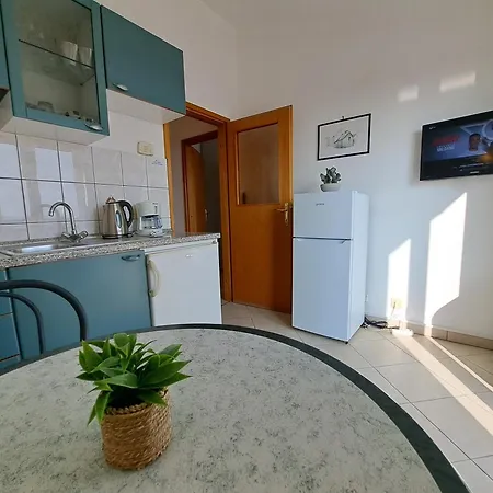 Apartment Karmen *