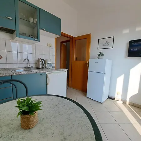 Karmen Apartment