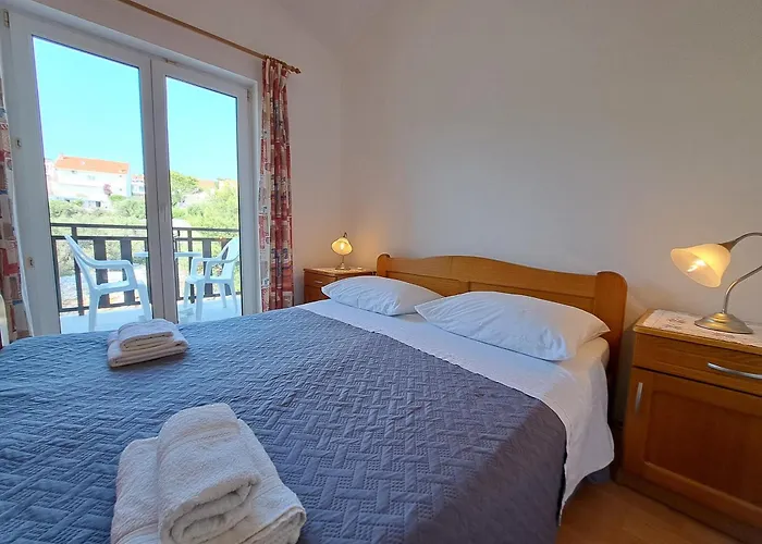 Apartment Karmen Primosten